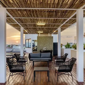 https://encantador-departamento-roof-top-vista-al-mar-gym.quintano-roohotels.com